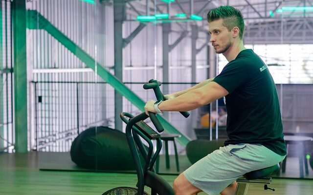 Airbikes og motionscykler er de perfekte cardio træningsmaskiner
